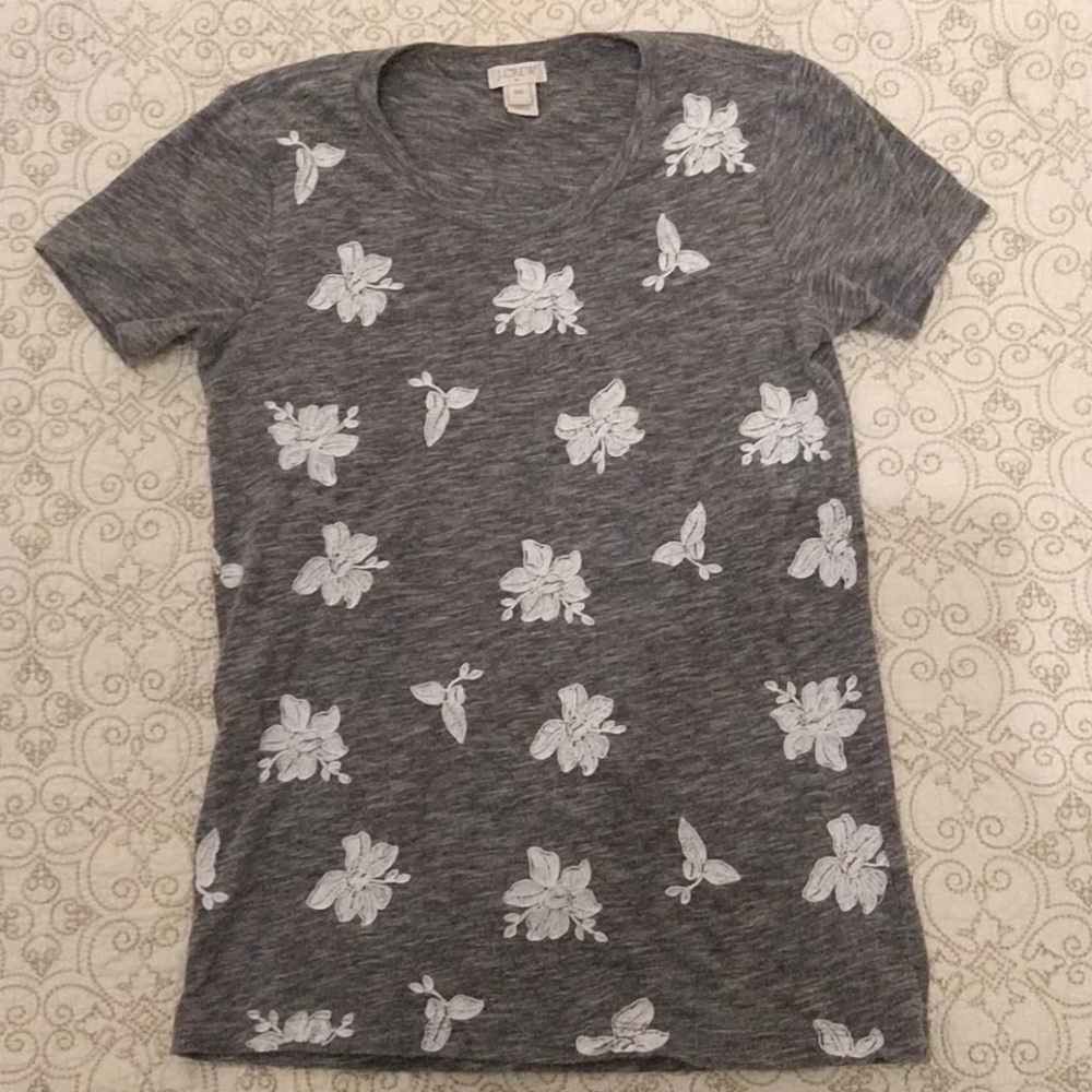 JCrew embroidered flower dressy t-shirt grey white